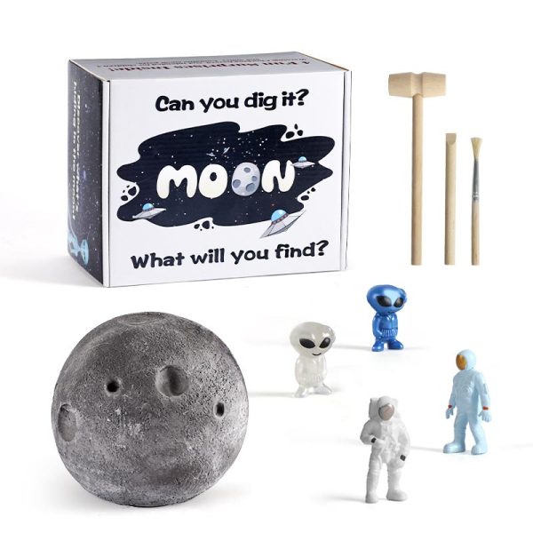 Piano Potato Moon Dig Kit – Space Excavation with Astronaut & Alien Figures
